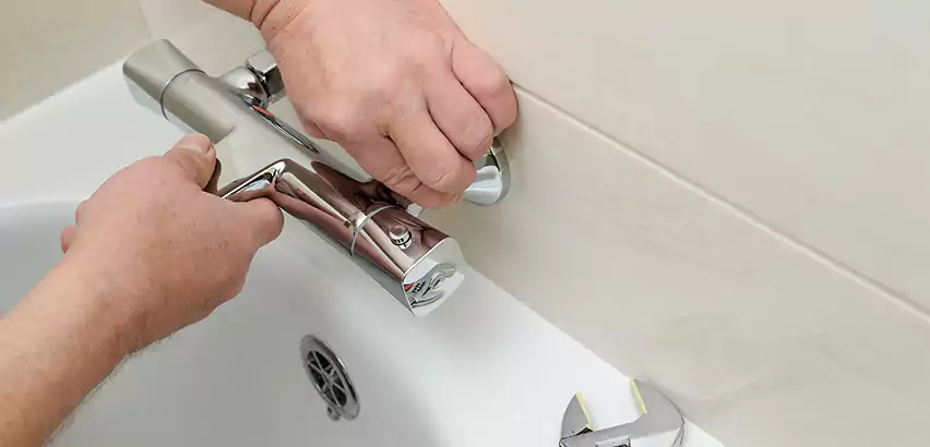 Faucet Installation in Aptos